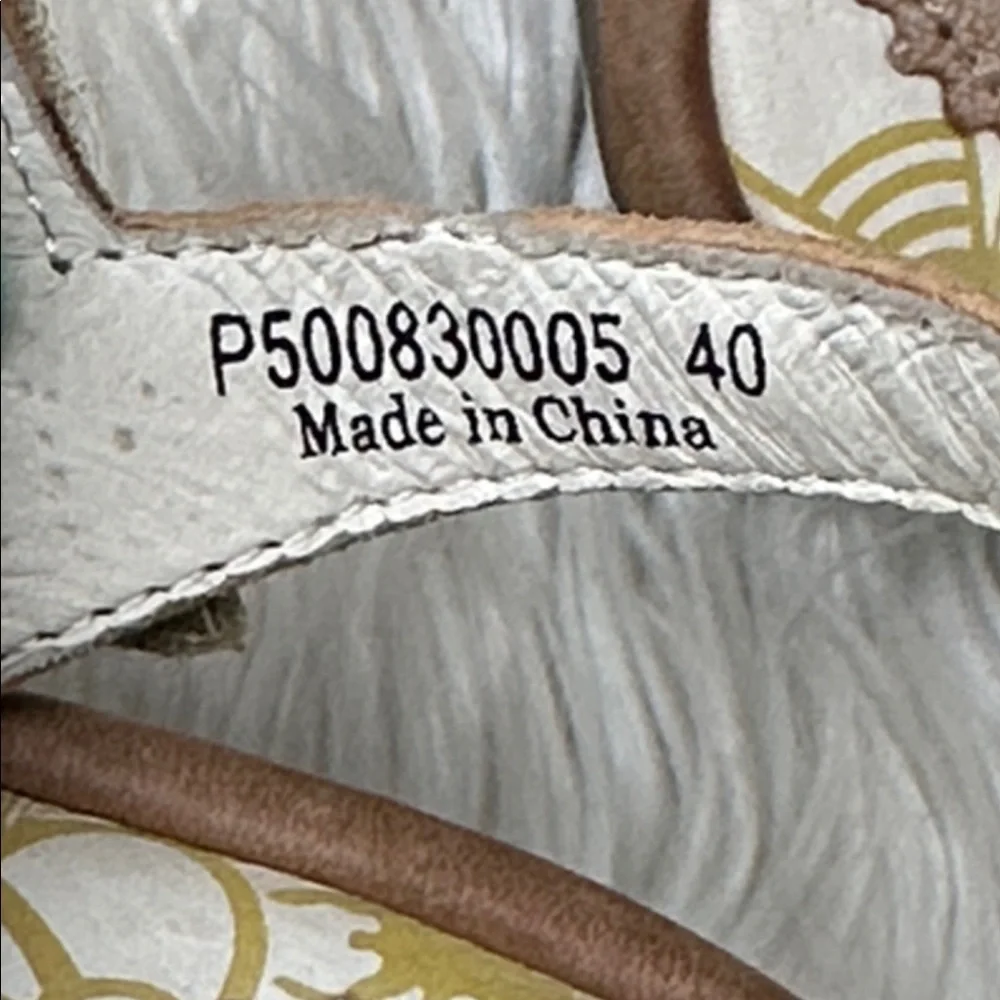 NEW Fly London Yora gold peep-toe wedge sandals size 40